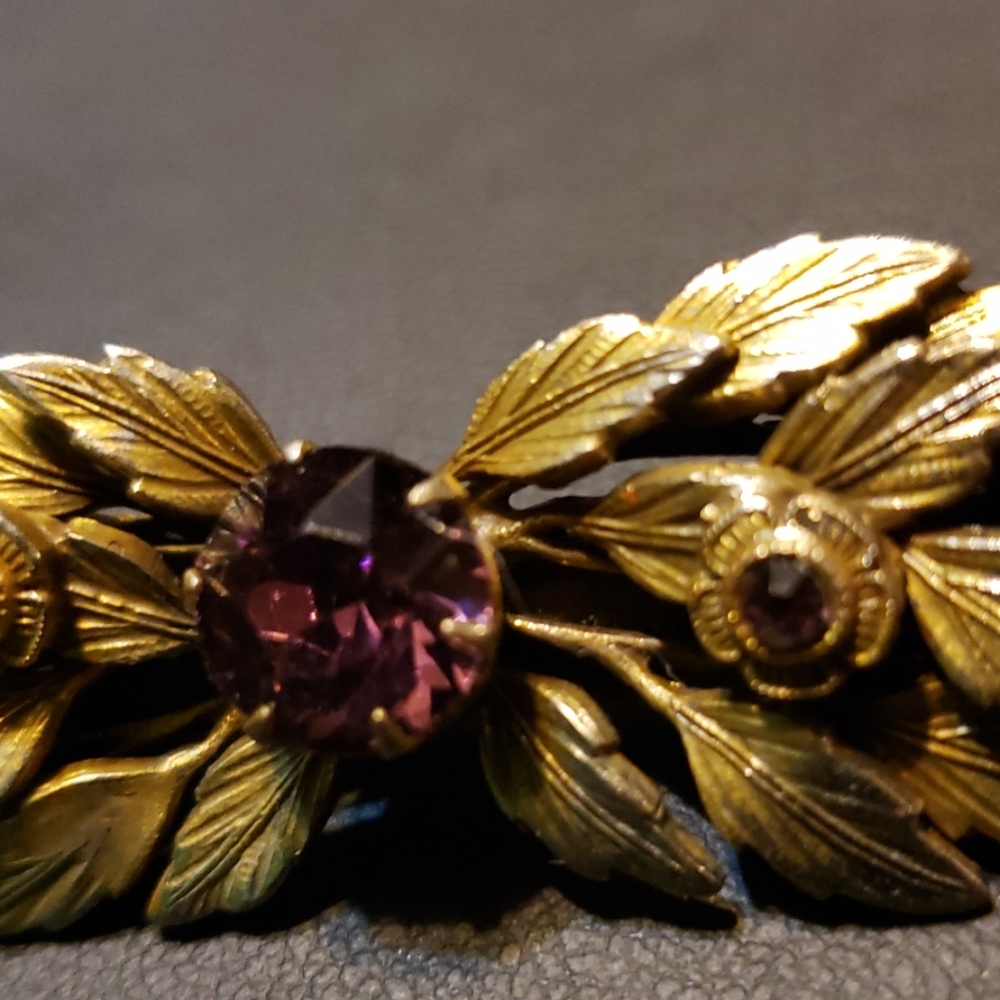 Vintage Brooch - Picture 2 of 3